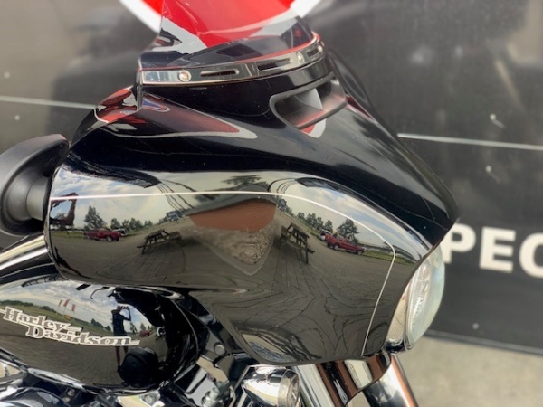 2014 FLHXS STREETGLIDE - Afbeelding 14