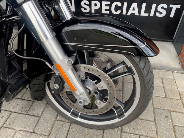 2014 FLHXS STREETGLIDE - Afbeelding 15
